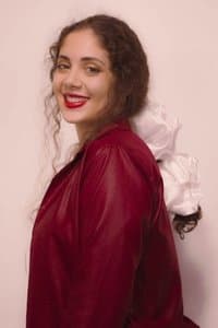 Laura Braz profile