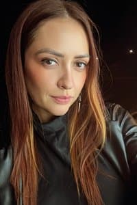 Ali Robinson profile