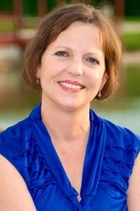 Laura Heuston profile